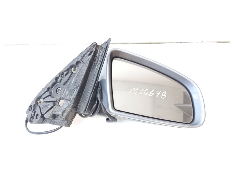 Recambio de retrovisor derecho para audi a4 berlina (8e) 2.0 tdi 16v (103kw) referencia OEM IAM 8E0857508B  