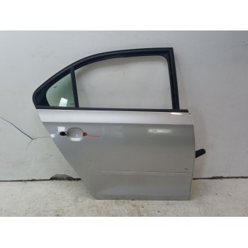 PUERTA TRASERA DERECHA 5JA833052C 
