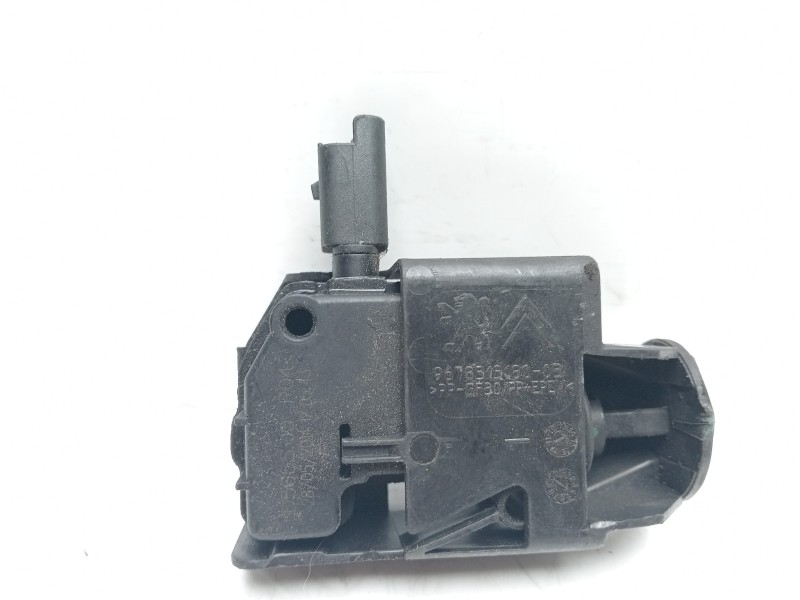 Recambio de tapa exterior combustible para citroën c4 picasso attraction referencia OEM IAM 9678313180  