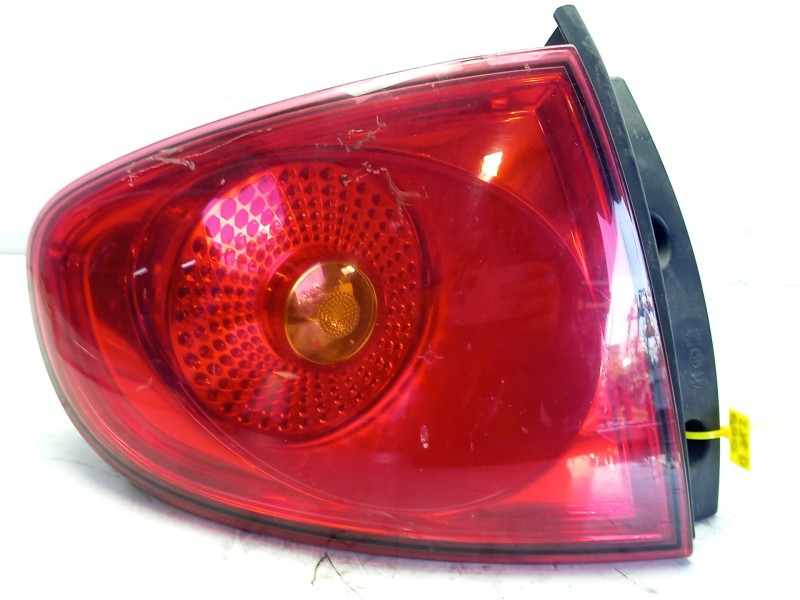 Recambio de piloto trasero derecho para seat altea (5p1) arena referencia OEM IAM 5P094511 5P094511/5P0945095D 