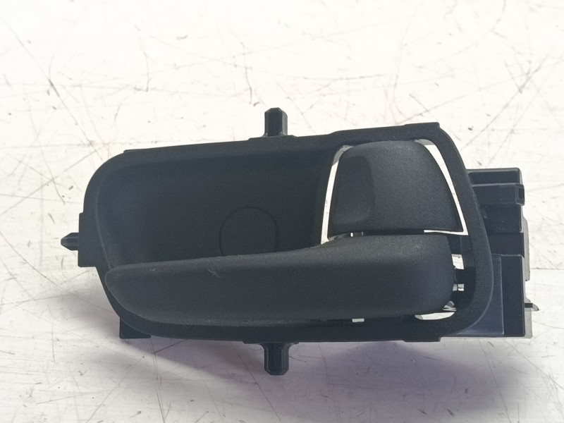 Recambio de maneta interior trasera derecha para toyota yaris referencia OEM IAM 69205K0050C1  