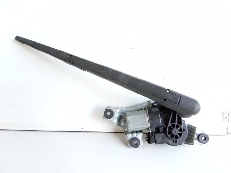 Recambio de motor limpia trasero para ssangyong rodius xdi limited awd referencia OEM IAM   