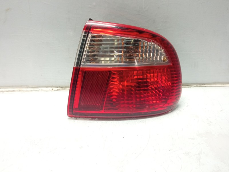 Recambio de piloto trasero derecho para seat toledo (1m2) referencia OEM IAM 1M5945096B  