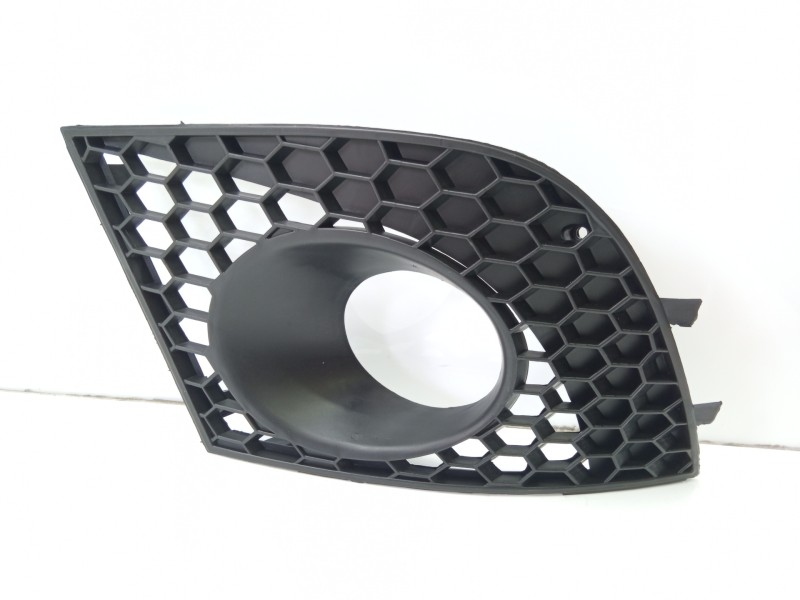 Recambio de rejilla delantera para seat ibiza (6l1) 1.4 16v referencia OEM IAM ST0342134 6L6853665A 
