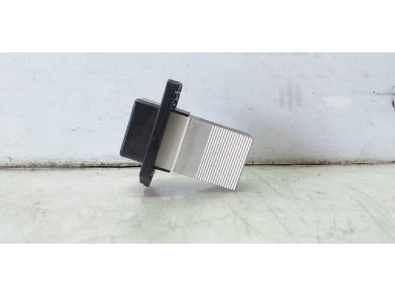 Recambio de resistencia calefaccion para hyundai i40 tecno blue referencia OEM IAM 971792J000  