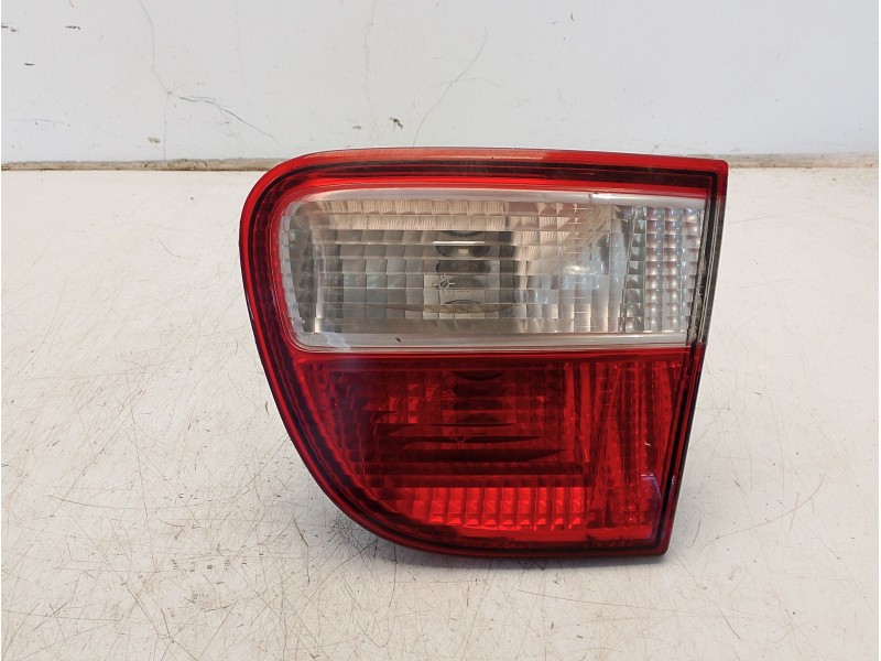 Recambio de piloto trasero derecho interior para seat leon (1m1) 1.9 tdi referencia OEM IAM 1M6945092B  