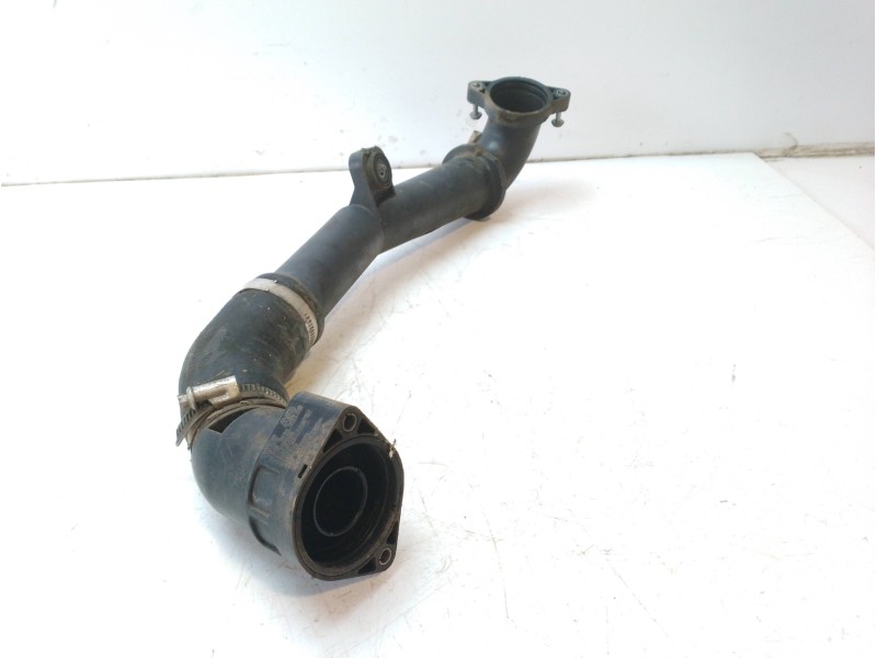 Recambio de tubo para volkswagen jetta iii (1k2) 2.0 tdi referencia OEM IAM 04L131111M  