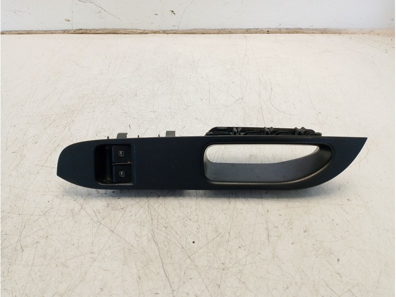 Recambio de mando elevalunas delantero izquierdo para seat ibiza (6l1) referencia OEM IAM 6L1867171F  