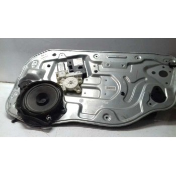 ELEVALUNAS DELANTERO DERECHO 30739011 061504 8679081