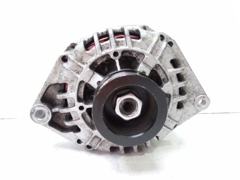 Recambio de alternador para peugeot 205 berlina xad / xad multi referencia OEM IAM 4906  