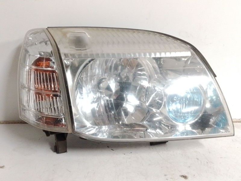 Recambio de faro derecho para nissan x-trail (t30) comfort referencia OEM IAM I090034  