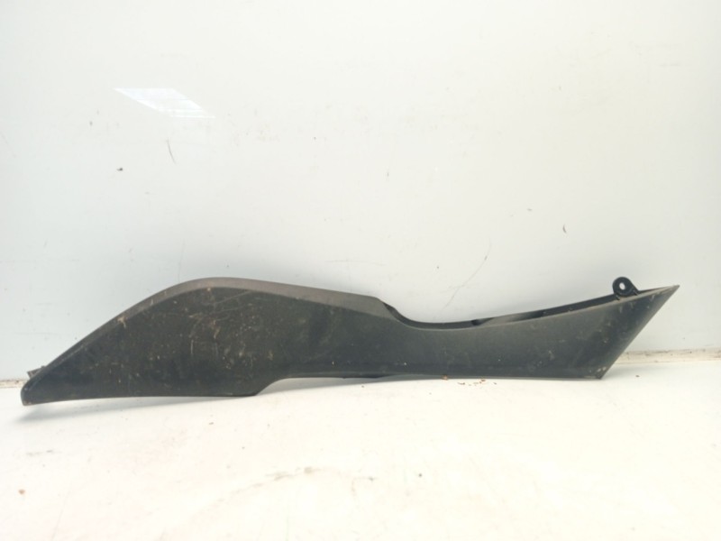 Recambio de moldura para kawasaki versys 650 referencia OEM IAM 360010612  