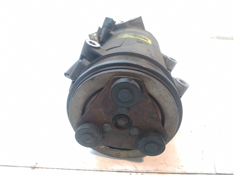 Recambio de compresor aire acondicionado para ford focus lim. (cb8) referencia OEM IAM 2025775 3M5H19D629 