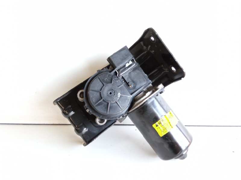 Recambio de motor limpia delantero para ssangyong rodius xdi limited awd referencia OEM IAM 8611021000  