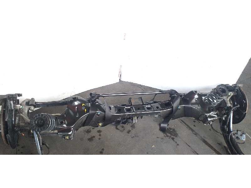 Recambio de puente trasero para hyundai i40 tecno blue referencia OEM IAM 5540553Z750  