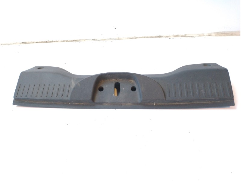 Recambio de moldura para fiat 500 cabrio (150) referencia OEM IAM 735497456  