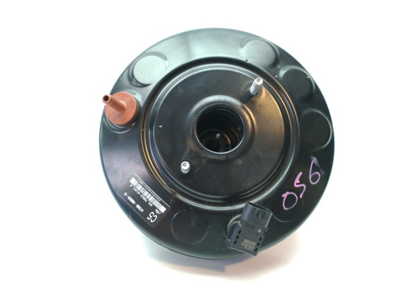 Recambio de servofreno para toyota yaris hybrid active referencia OEM IAM 472000DA50A 47200K0020D 