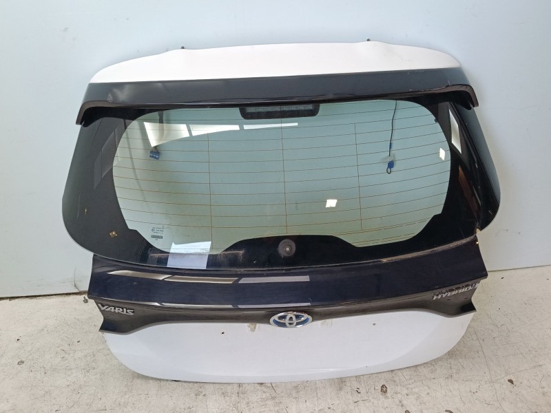 Recambio de porton trasero para toyota yaris referencia OEM IAM 67005K0030  
