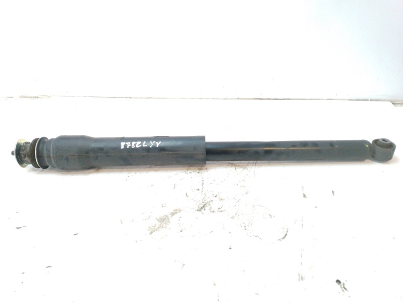 Recambio de amortiguador trasero para toyota yaris referencia OEM IAM 48530K0090  