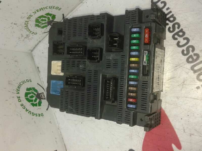 Recambio de caja reles / fusibles para citroën c4 coupe 1.6 16v hdi referencia OEM IAM 963798480  