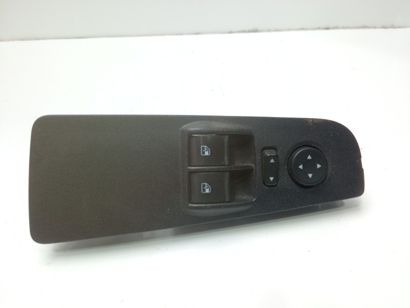 Recambio de mando elevalunas delantero izquierdo para fiat bravo (198) referencia OEM IAM 011650  