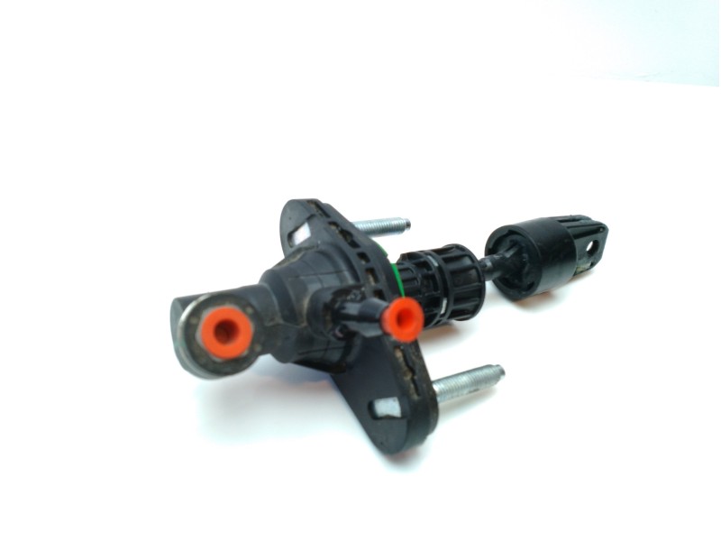 Recambio de bomba embrague para toyota yaris hybrid active referencia OEM IAM 31420K0030  