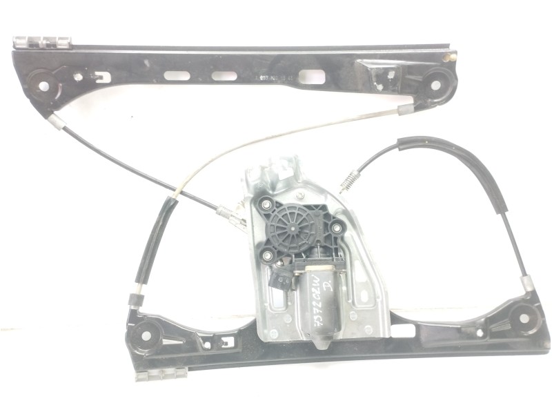 Recambio de elevalunas delantero derecho para mercedes-benz clase c (w203) berlina 2.2 cdi cat referencia OEM IAM A2037201546  