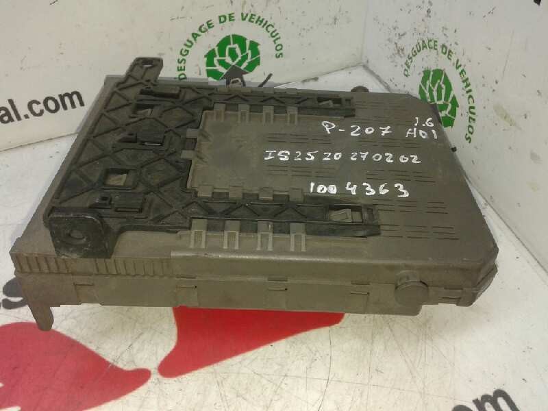 Recambio de caja reles / fusibles para peugeot 207 confort referencia OEM IAM 96474482IH  