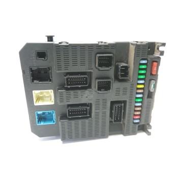 CAJA RELES / FUSIBLES 9659285680 2004P0900 