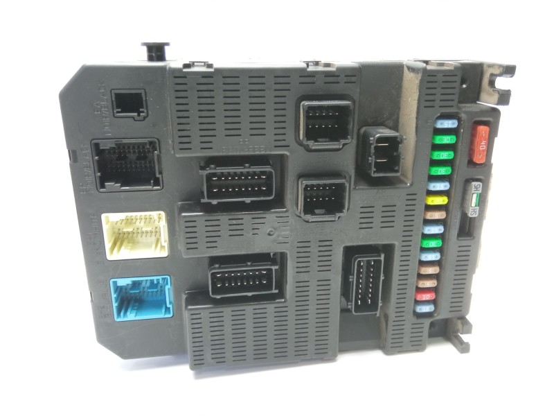 Recambio de caja reles / fusibles para citroën c4 berlina 1.6 16v hdi fap referencia OEM IAM 9659285680 2004P0900 
