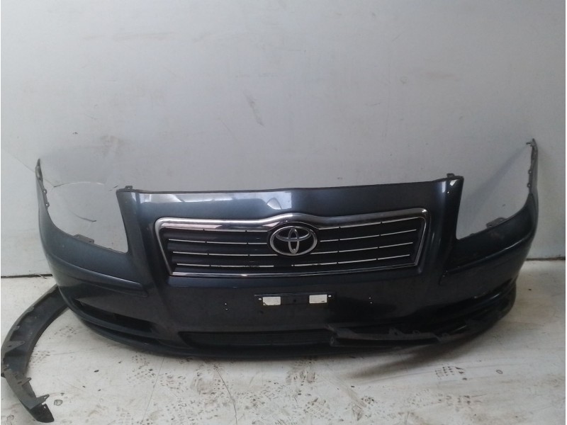 Recambio de paragolpes delantero para toyota avensis sedán (_t25_) 2.2 d-4d (adt251_) referencia OEM IAM 5211905906  