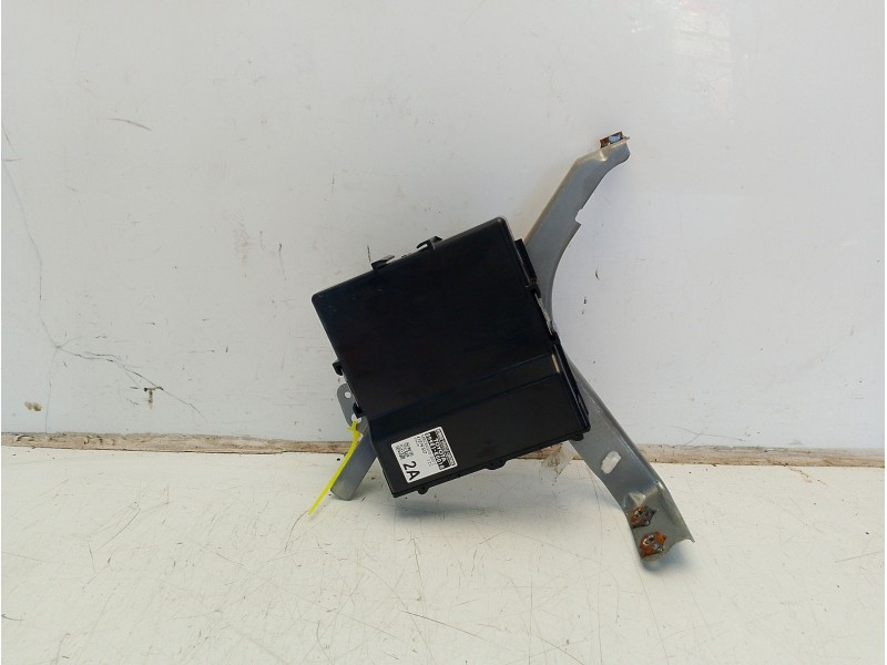 Recambio de modulo electronico para toyota yaris referencia OEM IAM 89981K0010  