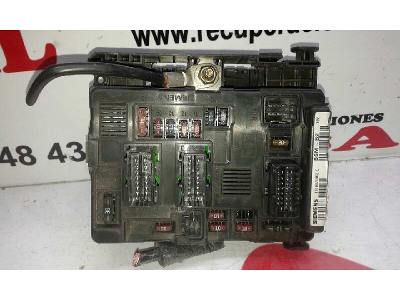Recambio de caja reles / fusibles para citroën berlingo 2.0 hdi cat (rhy / dw10td) referencia OEM IAM 9643498980  