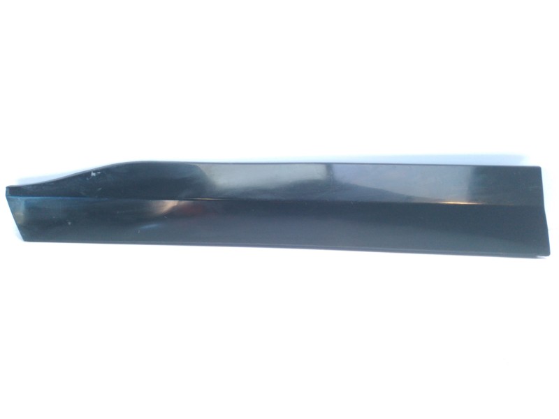 Recambio de moldura para toyota rav 4 referencia OEM IAM 7507442050  