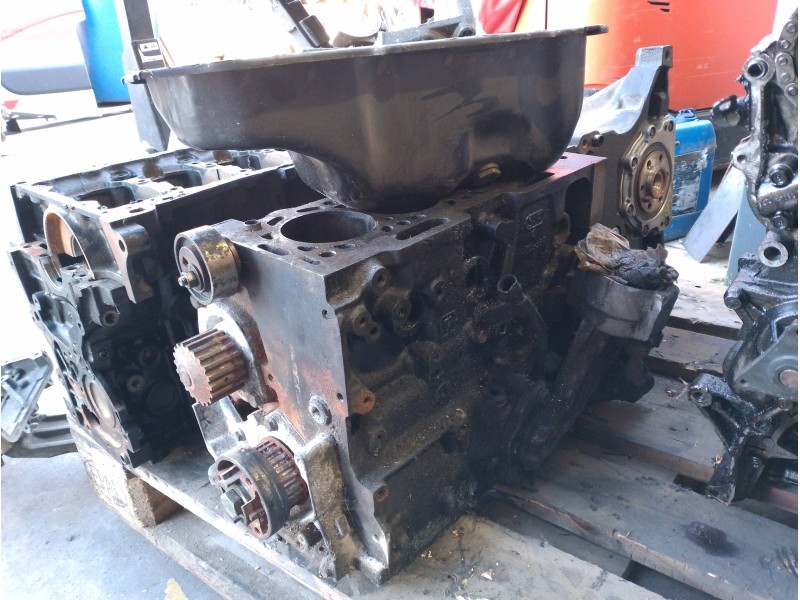 Recambio de despiece motor para citroën saxo 1.6 vts referencia OEM IAM NFT  