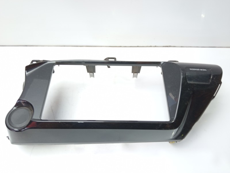 Recambio de moldura para toyota hilux (kun) 2.5 turbodiesel referencia OEM IAM 55420KK410 839500K031 