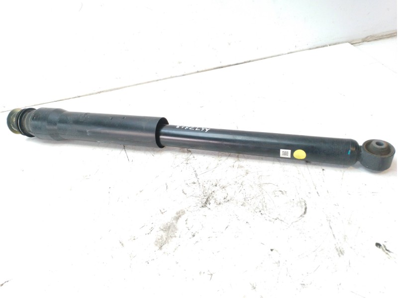 Recambio de amortiguador trasero para toyota yaris referencia OEM IAM 48530K0090  