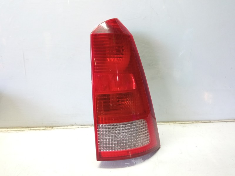 Recambio de piloto trasero derecho para ford focus turnier (cak) referencia OEM IAM XS4X13404EC  