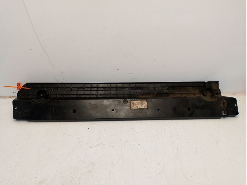 Recambio de moldura para bmw 7 (e65, e66, e67) 730 d referencia OEM IAM 17112249878  