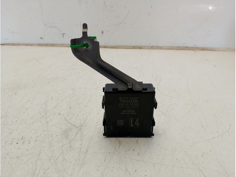 Recambio de modulo electronico para toyota yaris referencia OEM IAM 8594052100  