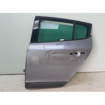 PUERTA TRASERA IZQUIERDA 821003885R 