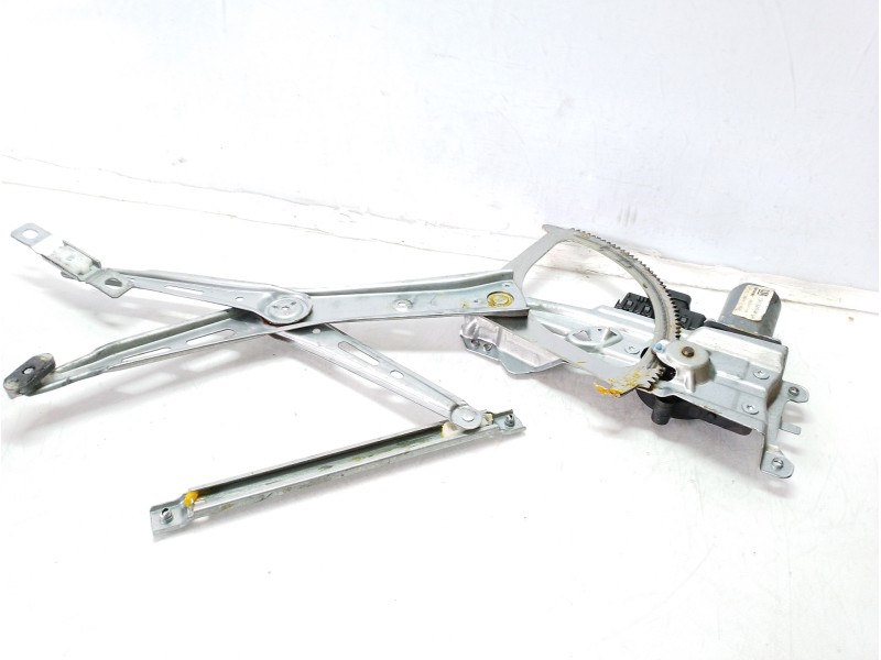 Recambio de motor elevalunas delantero izquierdo para opel zafira b enjoy referencia OEM IAM 13132434 1012000910 