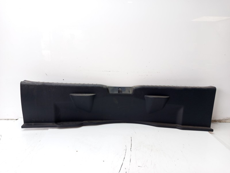 Recambio de moldura para toyota yaris (_p21_, _pa1_, _ph1_) 1.5 hybrid (mxph10) referencia OEM IAM 64716K0020C0  