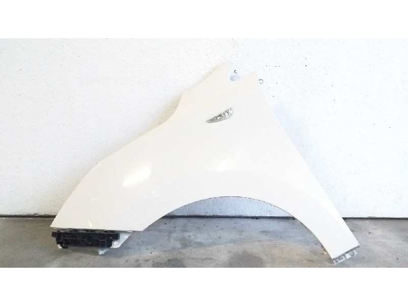 Recambio de aleta delantera izquierda para hyundai ix35 1.7 crdi cat referencia OEM IAM 663112S050  