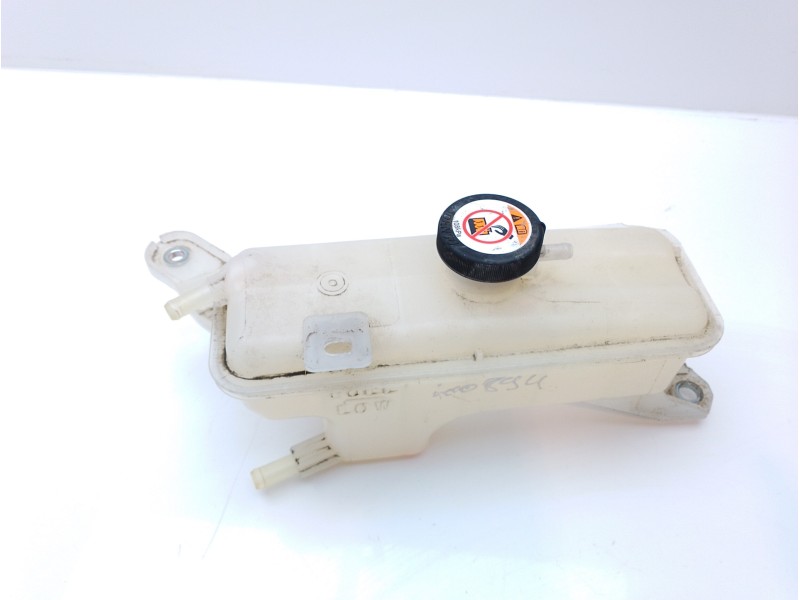 Recambio de deposito expansion para toyota rav 4 advance hybrid referencia OEM IAM 1647028113  
