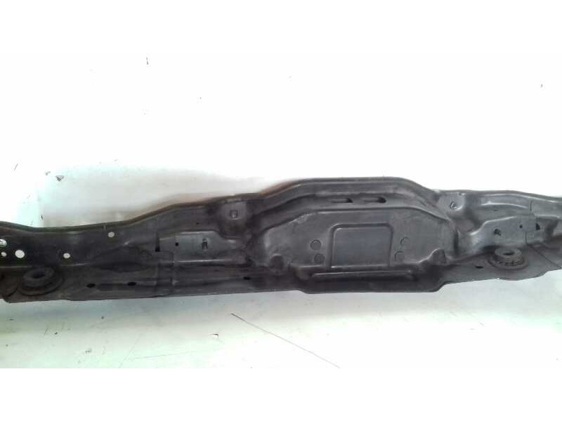 Recambio de travesaño superior para hyundai i40 tecno blue referencia OEM IAM 865303Z000  