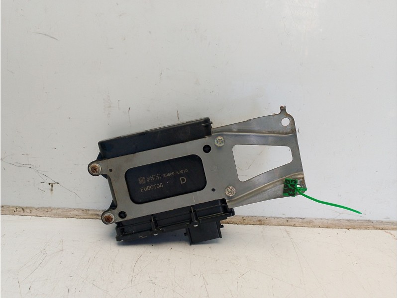 Recambio de modulo electronico para toyota yaris referencia OEM IAM 89680K0010  