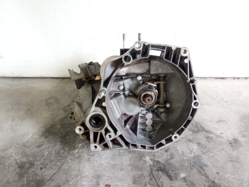 Recambio de caja cambios para fiat punto berlina (188) 1.3 jtd cat referencia OEM IAM 46759823  