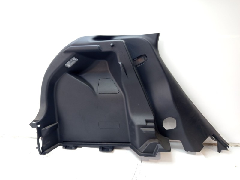 Recambio de moldura para toyota yaris (_p21_, _pa1_, _ph1_) 1.5 hybrid (mxph10) referencia OEM IAM 64740K0050C0  