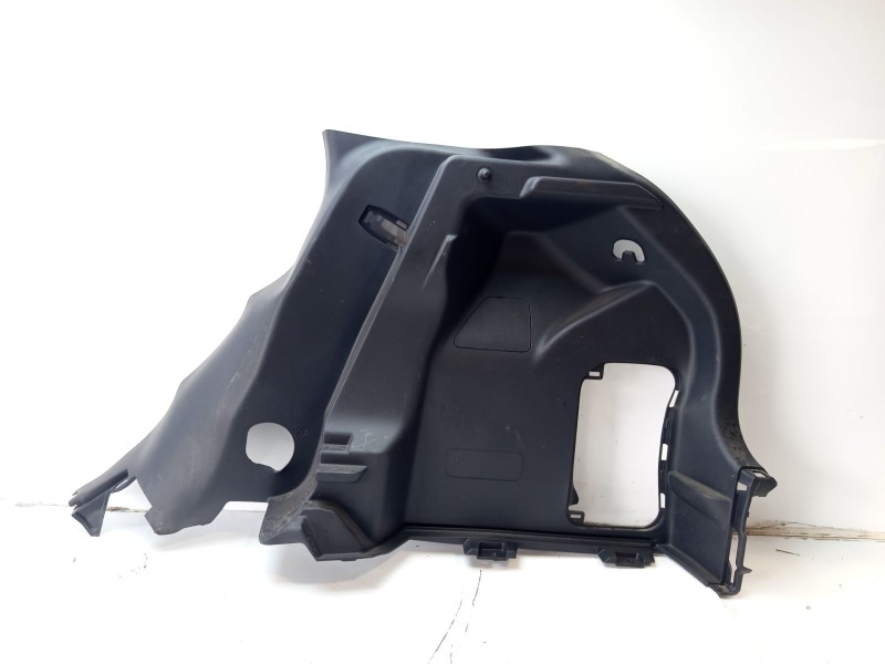 Recambio de moldura para toyota yaris (_p21_, _pa1_, _ph1_) 1.5 hybrid (mxph10) referencia OEM IAM 64730K0050C0  